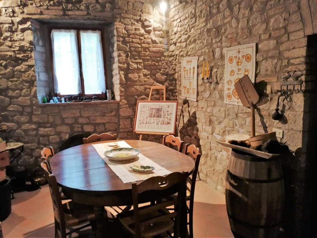 Residenza Le Peonie Apartment Todi Exterior photo
